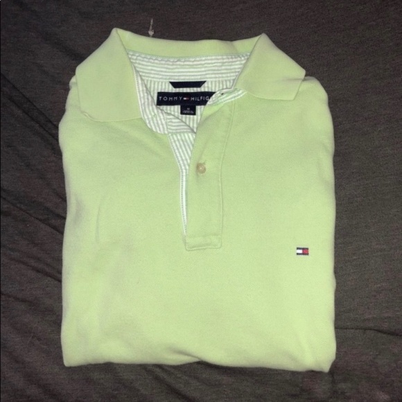 Green Tommy Hilfiger t shirt - Picture 1 of 2